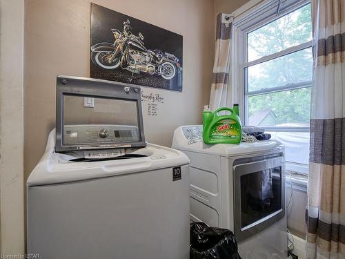 53 Cameron Street, London, ON - Indoor Photo Showing Laundry Room