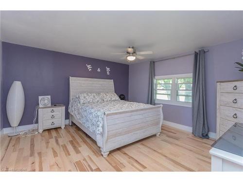 45024 Talbot Line, St. Thomas, ON - Indoor Photo Showing Bedroom