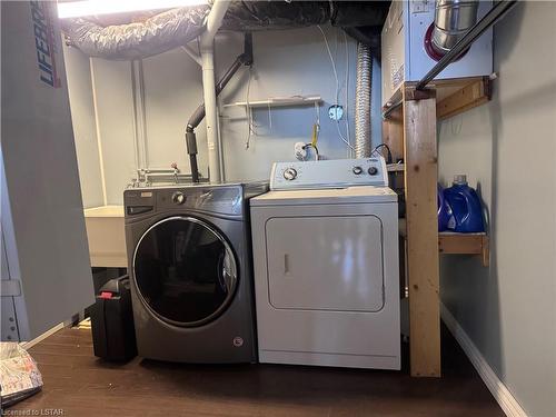 368 Valleyview Avenue, London, ON - Indoor Photo Showing Laundry Room
