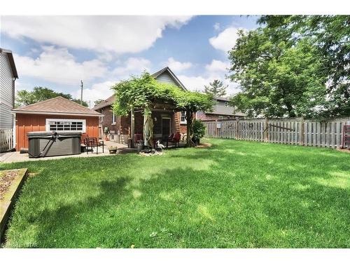 21 Thomas Janes Drive, London, ON - Outdoor
