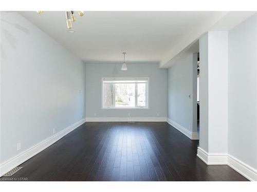 33 Wilson Avenue, London, ON - Indoor Photo Showing Other Room