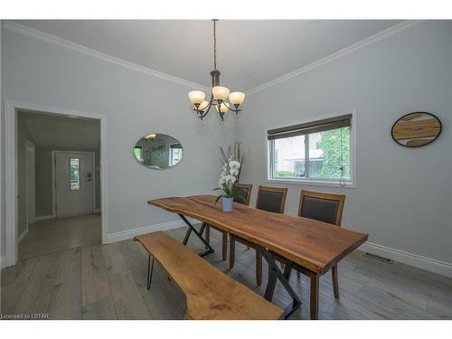 948 Princess Avenue, London, ON - Indoor Photo Showing Dining Room