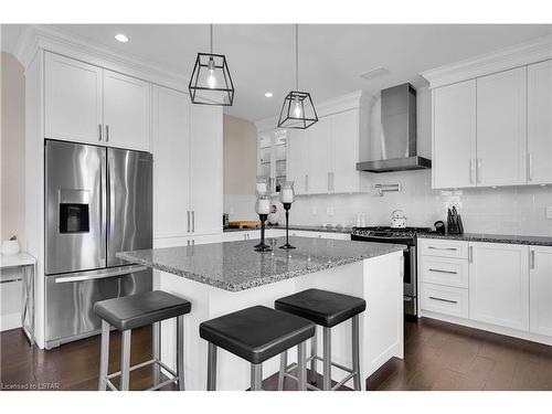 2170 Bakervilla Street, London, ON - Indoor Photo Showing Kitchen With Upgraded Kitchen