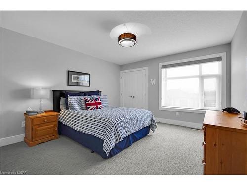 2170 Bakervilla Street, London, ON - Indoor Photo Showing Bedroom