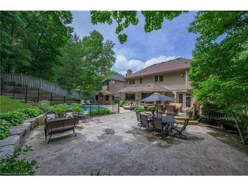 58 Chestnut Court, London, ON - Outdoor With Deck Patio Veranda With Backyard With Exterior