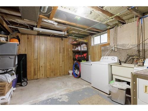 47 Stevenson Avenue, London, ON - Indoor Photo Showing Laundry Room