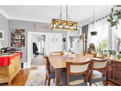 1051 Trafalgar Street, London, ON - Indoor Photo Showing Dining Room