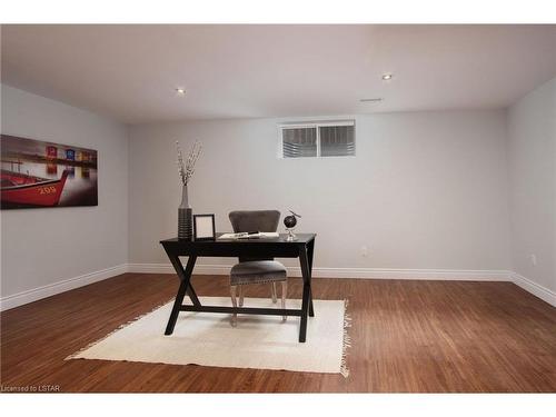1840 Healy Road, London, ON - Indoor Photo Showing Other Room