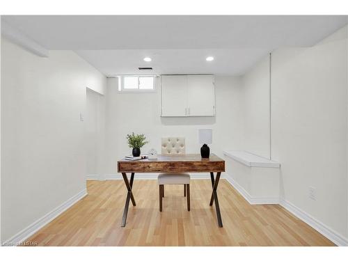 132 Sundridge Crescent, London, ON - Indoor Photo Showing Other Room