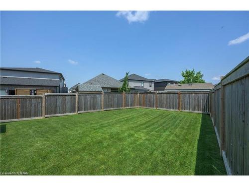 2711 Foxbend Link, London, ON - Outdoor With Backyard