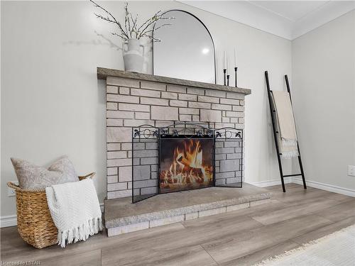 67 Agincourt Gardens, London, ON - Indoor With Fireplace