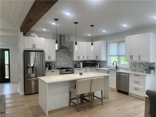 257 Highway 124, Mcdougall, ON - Indoor Photo Showing Kitchen With Stainless Steel Kitchen With Upgraded Kitchen