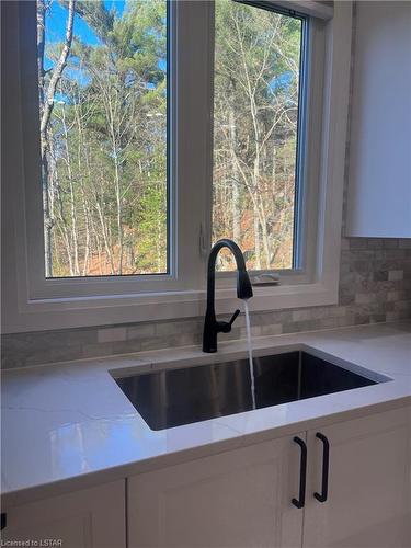 257 Highway 124, Mcdougall, ON - Indoor Photo Showing Kitchen