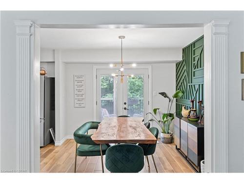 35 Paperbirch Crescent, London, ON - Indoor Photo Showing Dining Room