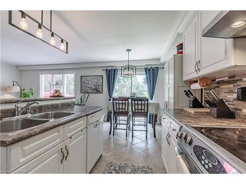 42 Greenway Boulevard, St. Thomas, ON - Indoor Photo Showing Kitchen With Double Sink