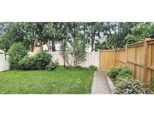 1235 Florence Street, London, ON - Outdoor With Backyard