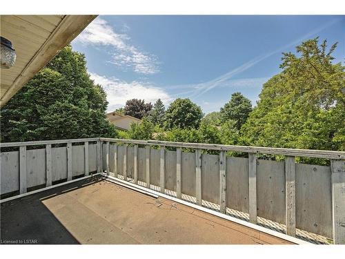 136 Hillsmount Crescent, London, ON - Outdoor With Balcony