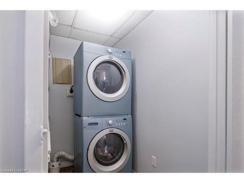 2206-389 Dundas Street, London, ON - Indoor Photo Showing Laundry Room
