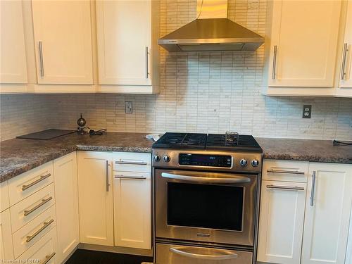 1177 Coronation Drive, London, ON - Indoor Photo Showing Kitchen