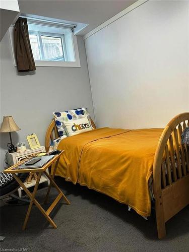 1177 Coronation Drive, London, ON - Indoor Photo Showing Bedroom