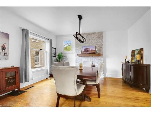 86 Kains Street, St. Thomas, ON - Indoor Photo Showing Dining Room