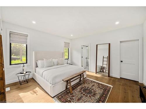 2177 Linkway Boulevard, London, ON - Indoor Photo Showing Bedroom