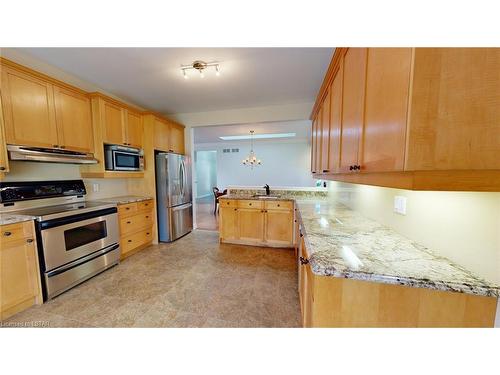 6-50 Northumberland Road, London, ON - Indoor Photo Showing Kitchen