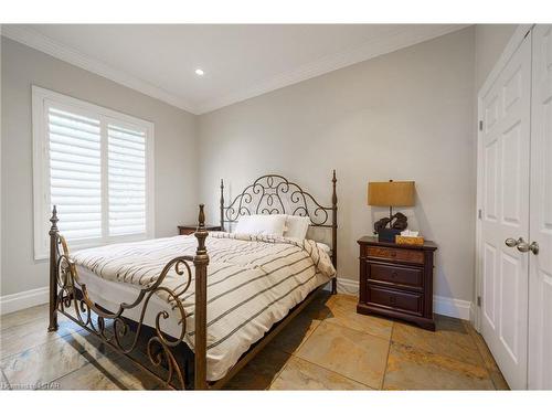 1561 Westchester Bourne Road, Thames Centre, ON - Indoor Photo Showing Bedroom