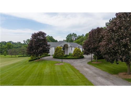 1561 Westchester Bourne Road, Thames Centre, ON - Outdoor