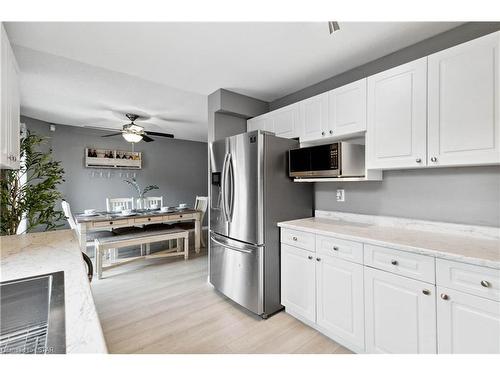 493 Exmouth Circle, London, ON - Indoor Photo Showing Kitchen