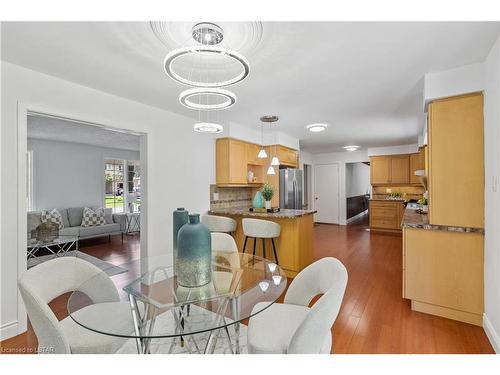 7 Imperial Road, London, ON - Indoor Photo Showing Dining Room