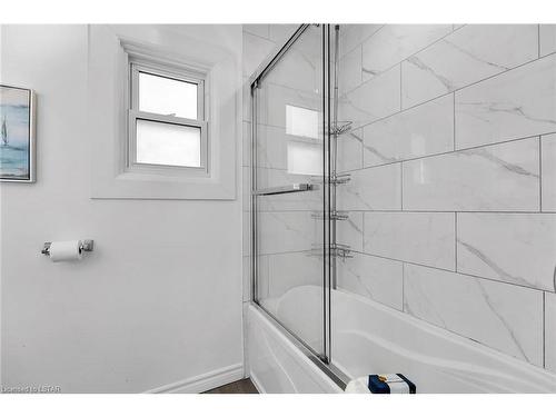 1249 Florence Street, London, ON - Indoor Photo Showing Bathroom