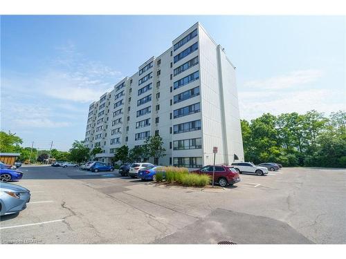 804-135 Baseline Road W, London, ON - Outdoor With Facade