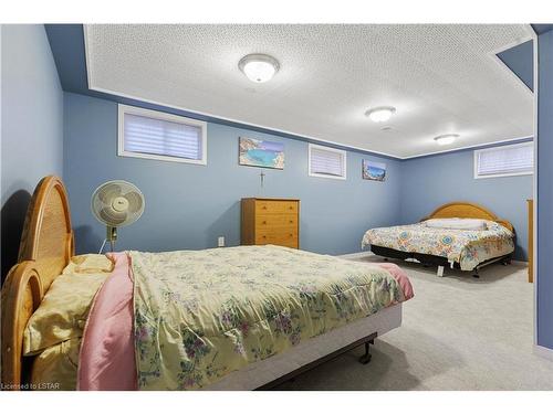 1294 Preston Street, London, ON - Indoor Photo Showing Bedroom