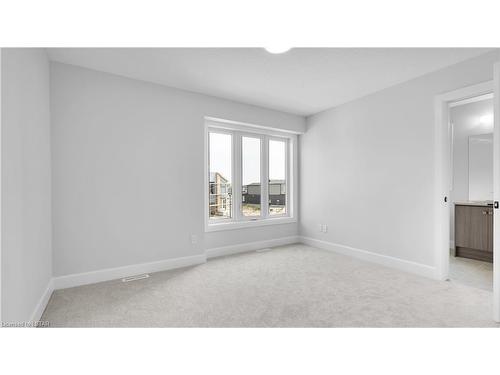 6322 Heathwoods Avenue, London, ON - Indoor Photo Showing Other Room