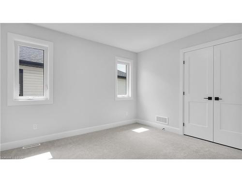 6322 Heathwoods Avenue, London, ON - Indoor Photo Showing Other Room