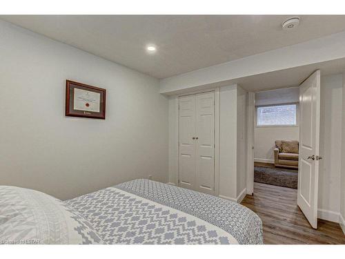 1296 Dyer Crescent, London, ON - Indoor Photo Showing Bedroom