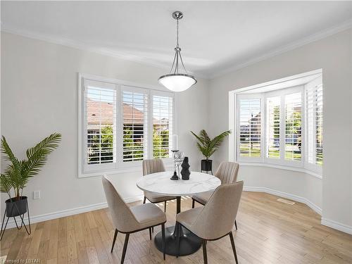 13-3426 Castle Rock Place Place, London, ON - Indoor Photo Showing Dining Room