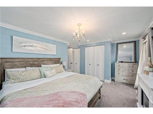 680 Griffith Street, London, ON - Indoor Photo Showing Bedroom