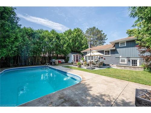 680 Griffith Street, London, ON - Outdoor With In Ground Pool