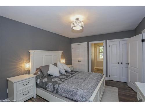 577 Middlewoods Drive, London, ON - Indoor Photo Showing Bedroom