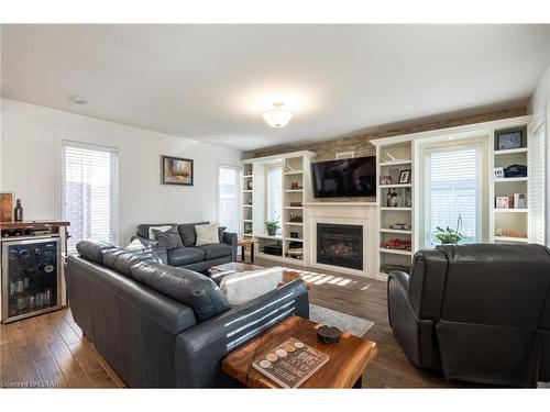 38 Winders Trail, Ingersoll, ON - Indoor Photo Showing Living Room With Fireplace