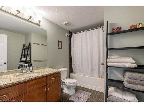 38 Winders Trail, Ingersoll, ON - Indoor Photo Showing Bathroom