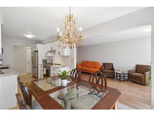 12-601 Grenfell Drive, London, ON - Indoor Photo Showing Dining Room