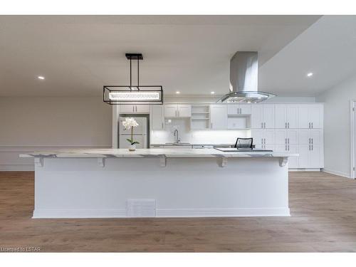 34-50 Fiddlers Green Road, London, ON - Indoor Photo Showing Kitchen