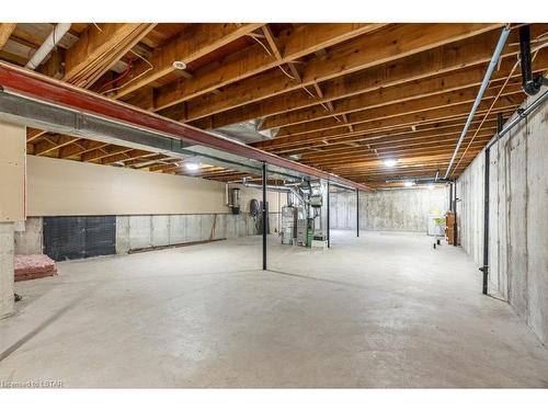 34-50 Fiddlers Green Road, London, ON - Indoor Photo Showing Basement