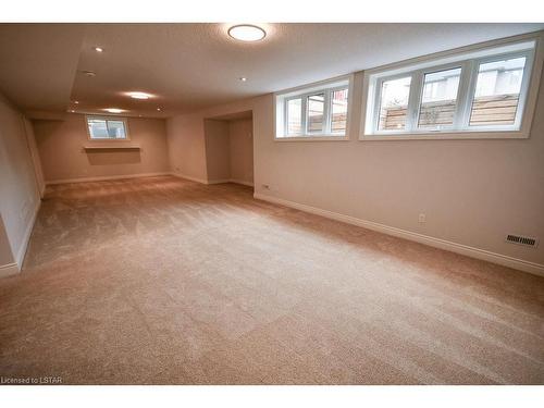 776 Zaifman Circle Circle, London, ON - Indoor Photo Showing Other Room