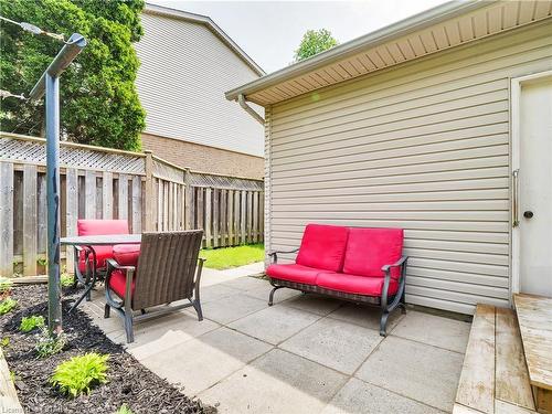 466 Village Green Avenue, London, ON - Outdoor With Deck Patio Veranda With Exterior