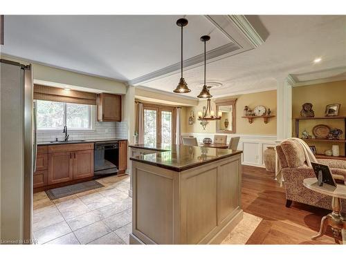 1316 Rideau Lane, London, ON - Indoor Photo Showing Kitchen