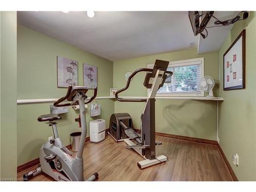 1316 Rideau Lane, London, ON - Indoor Photo Showing Gym Room